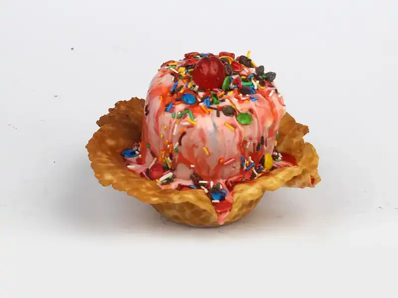 tutti fruiti freezer plate Strawberry and Cream